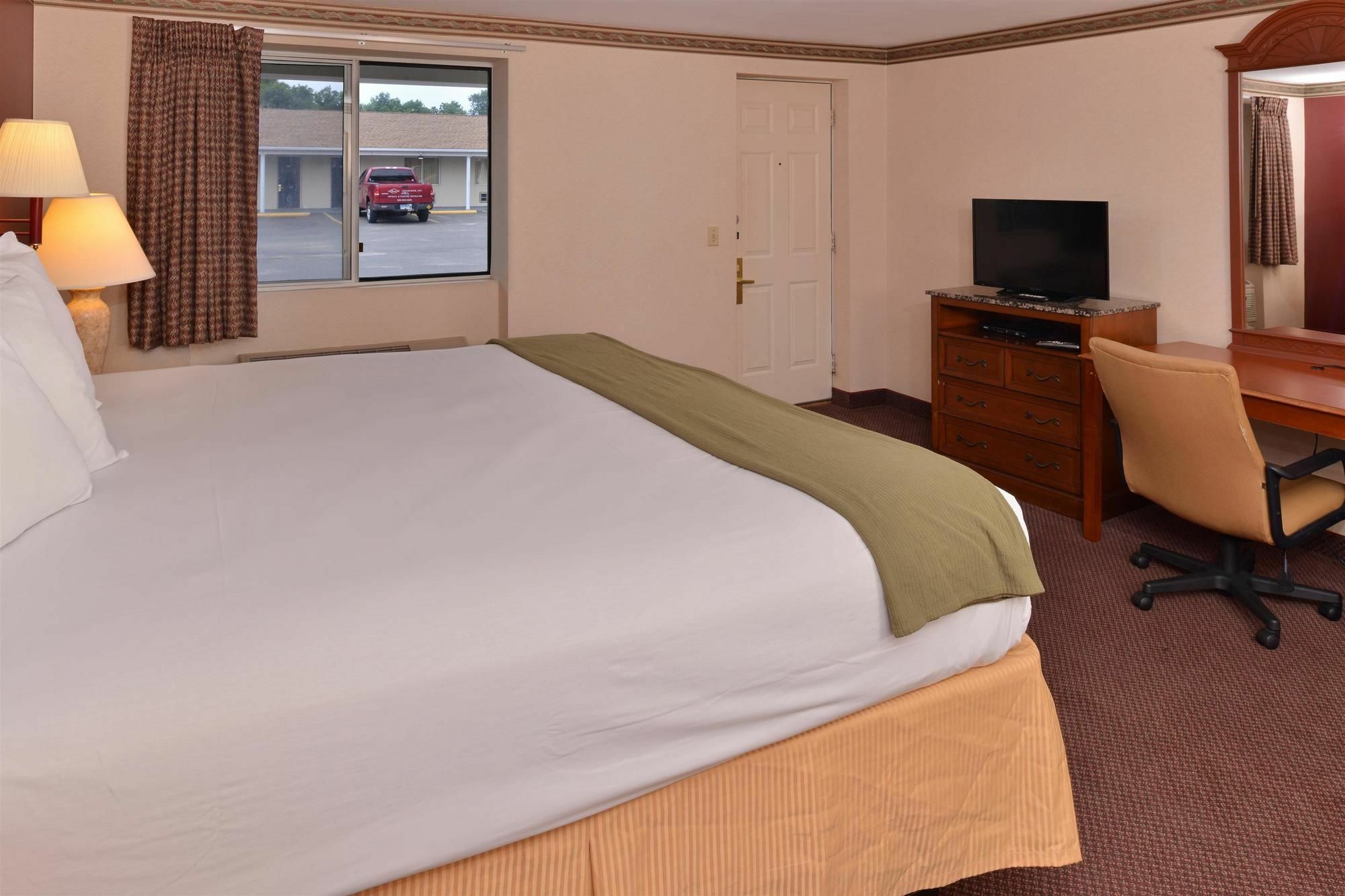 Americas Best Value Inn & Suites 울코트 외부 사진